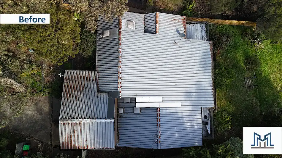 Faded and weathered metal roof on Upper Pakenham home before residential roof painting and repair