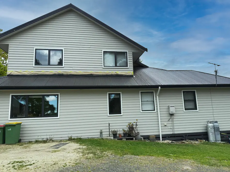 Upper Pakenham home after residential roof painting with waterproof Noxyde membrane and PRC topcoat